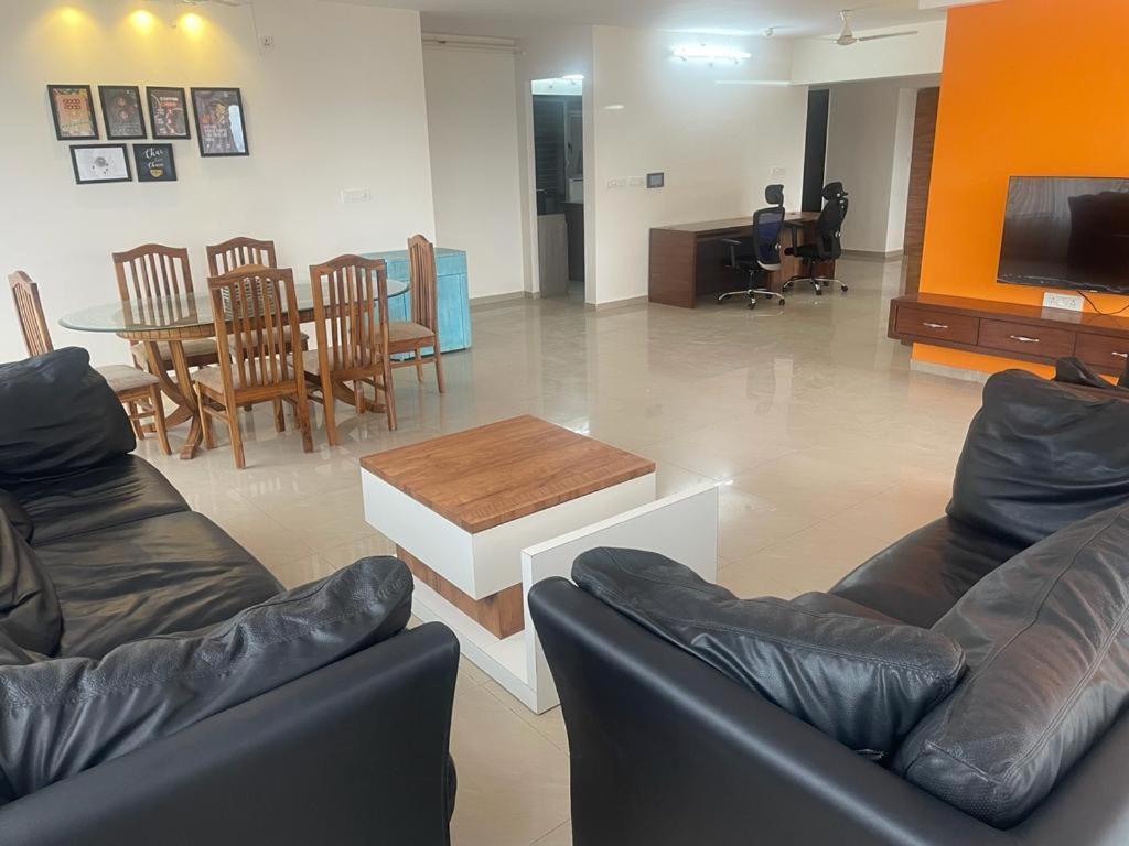Apartment Royal Nest 4 Bhk *