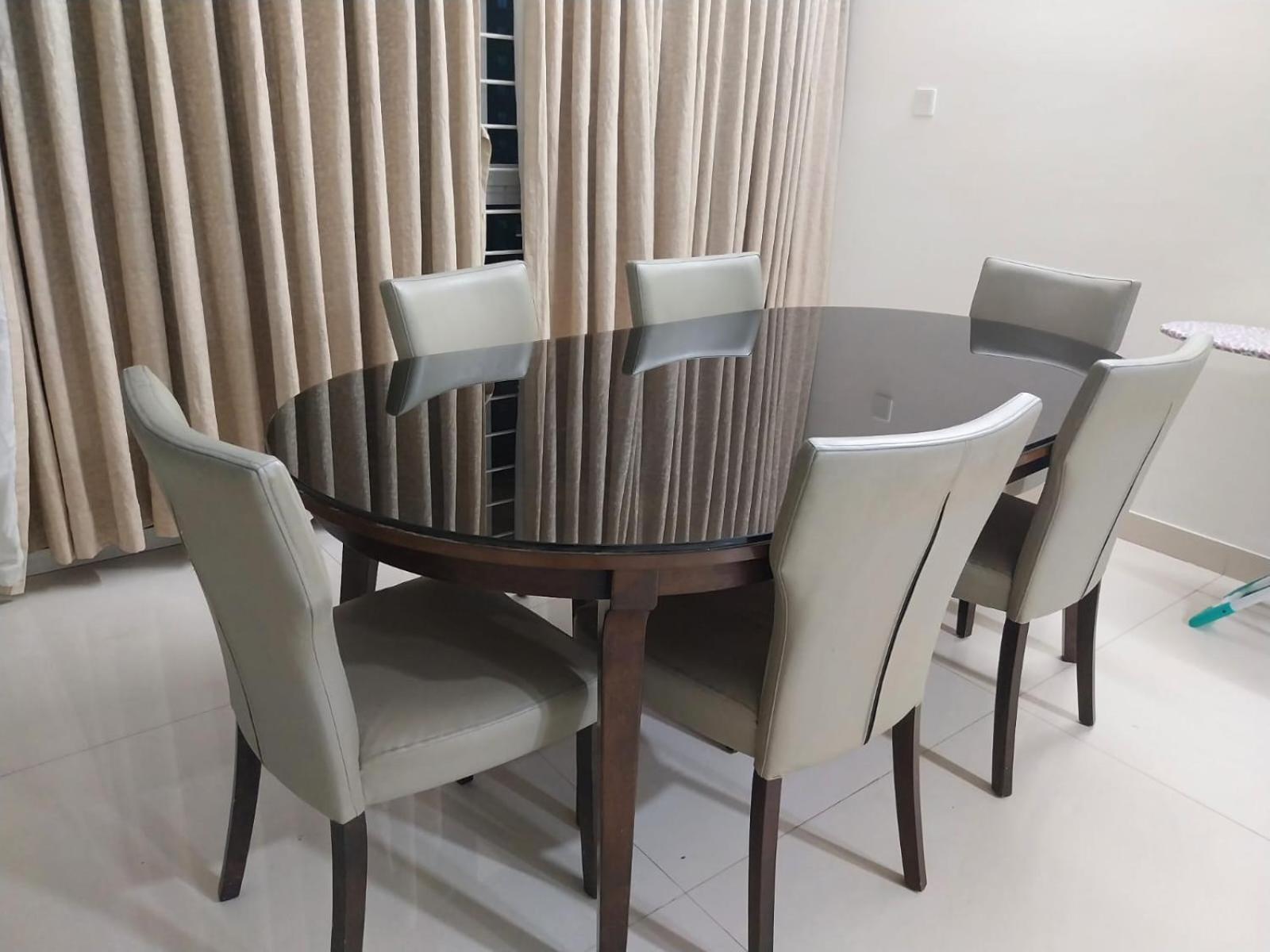 Apartment Royal Nest 4 Bhk *